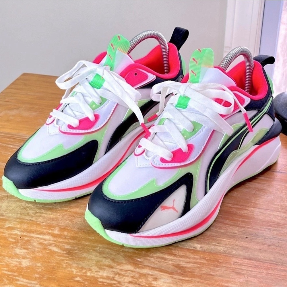 Puma RS-Curve Women’s Chunky Sneaker